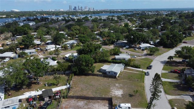 4101 NEPTUNE DRIVE SE, St Petersburg, FL 33705