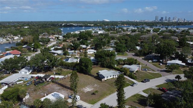 4101 NEPTUNE DRIVE SE, St Petersburg, FL 33705