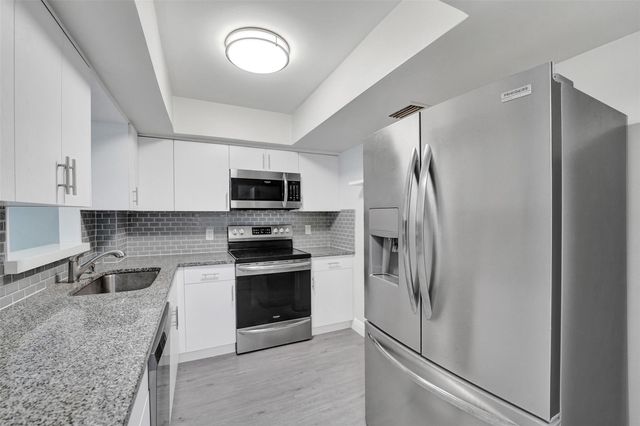 3800 N Hills Dr 412, Hollywood, FL 33021