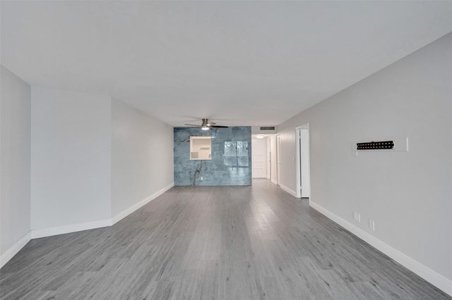 3800 N Hills Dr 412, Hollywood, FL 33021