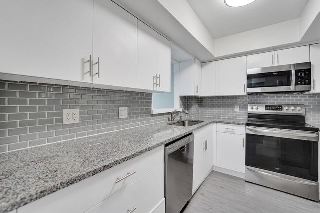 3800 N Hills Dr 412, Hollywood, FL 33021