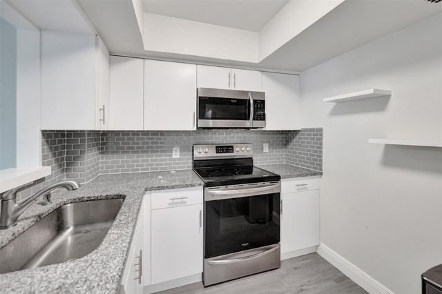 3800 N Hills Dr 412, Hollywood, FL 33021