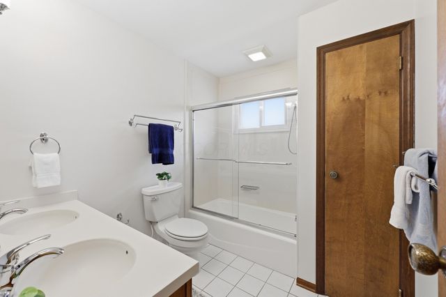 5376 Amy Lane, Columbus, OH 43235