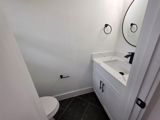 1407 Odd Fellow St A, Conroe, TX 77301