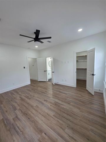 1407 Odd Fellow St A, Conroe, TX 77301