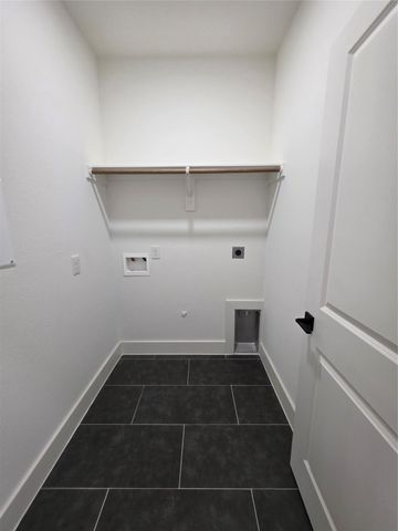 1407 Odd Fellow St A, Conroe, TX 77301