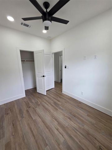 1407 Odd Fellow St A, Conroe, TX 77301