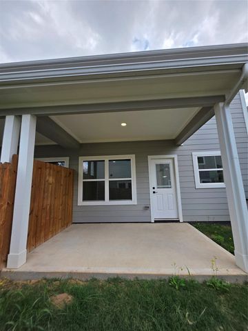 1407 Odd Fellow St A, Conroe, TX 77301