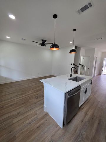 1407 Odd Fellow St A, Conroe, TX 77301