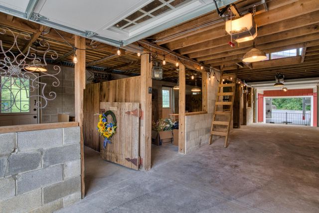 1531 Tarkiln Road SE, Lancaster, OH 43130