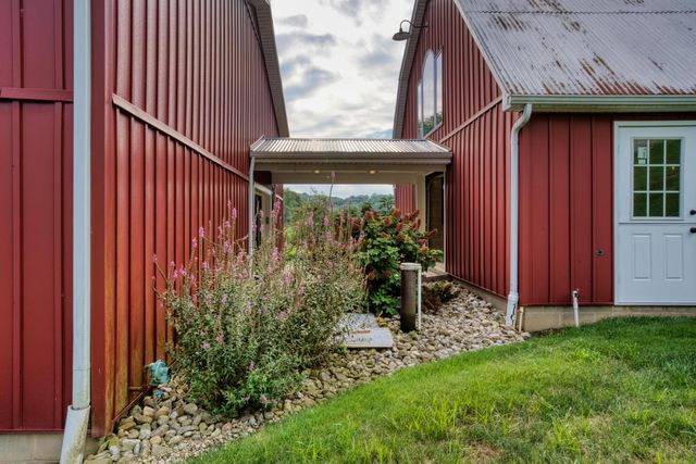 1531 Tarkiln Road SE, Lancaster, OH 43130