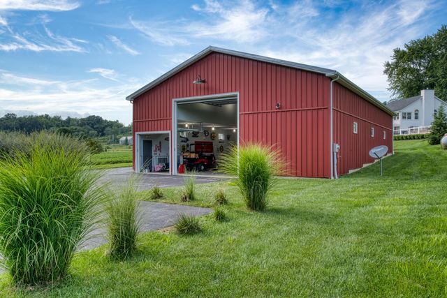 1531 Tarkiln Road SE, Lancaster, OH 43130