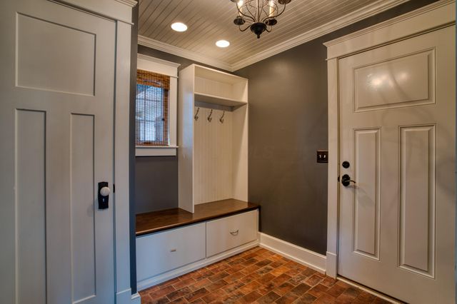 1531 Tarkiln Road SE, Lancaster, OH 43130