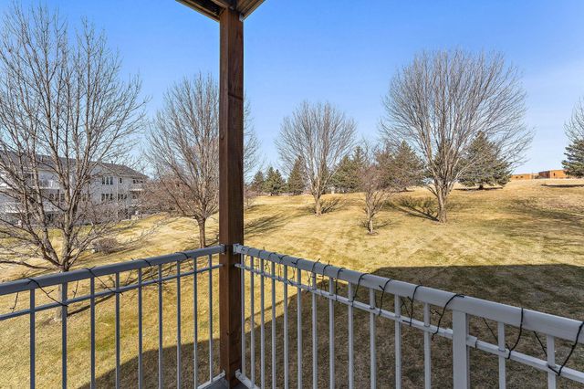 20059 Homestead Court, Lakeville, MN 55044