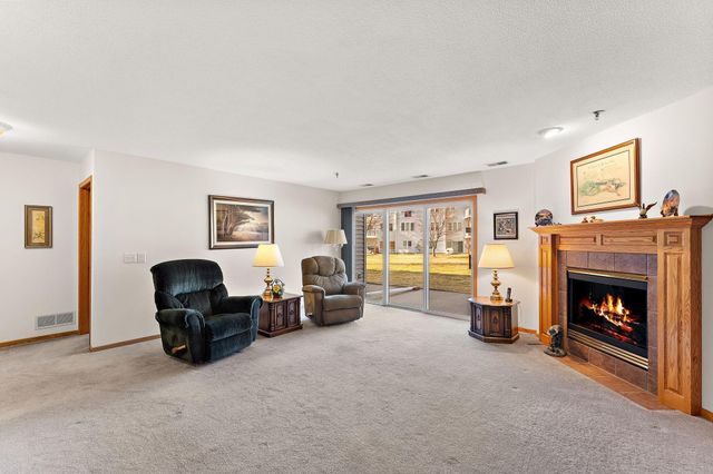 20059 Homestead Court, Lakeville, MN 55044