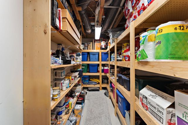 20059 Homestead Court, Lakeville, MN 55044