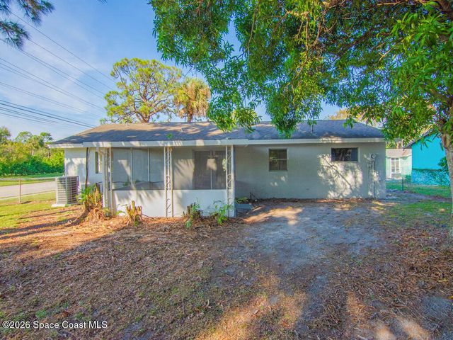 3215 Indiana Court, Fort Pierce, FL 34947