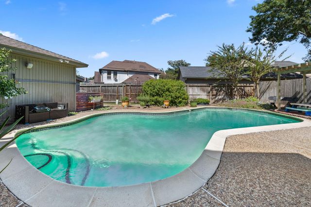1622 Rambling Stone Drive, Richmond, TX 77406