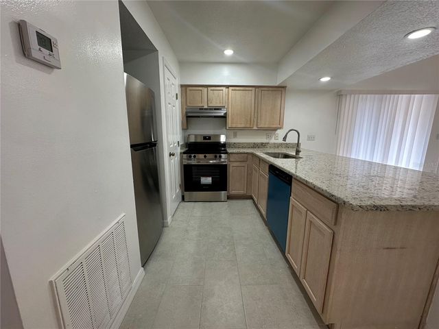 1817 TOWNHALL LANE 1817, Orlando, FL 32807