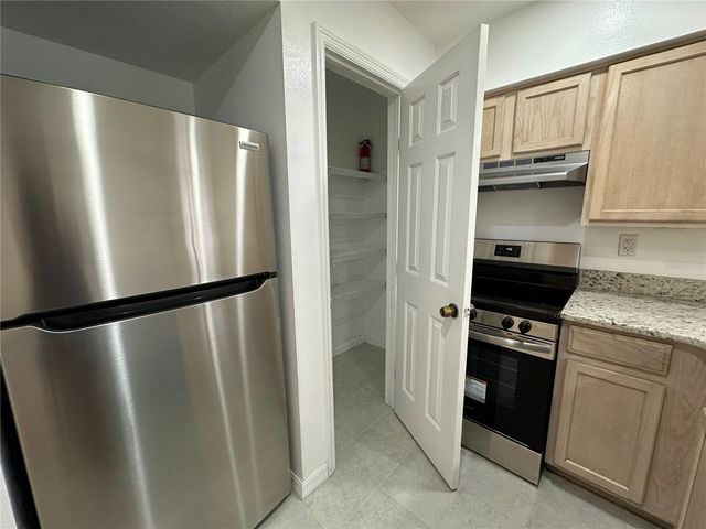 1817 TOWNHALL LANE 1817, Orlando, FL 32807