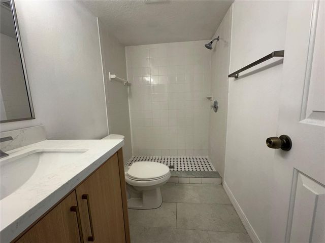 1817 TOWNHALL LANE 1817, Orlando, FL 32807