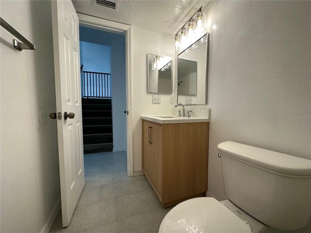 1817 TOWNHALL LANE 1817, Orlando, FL 32807