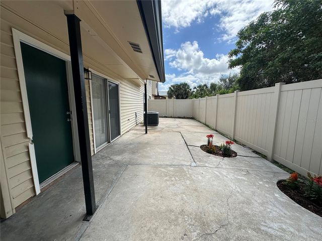 1817 TOWNHALL LANE 1817, Orlando, FL 32807