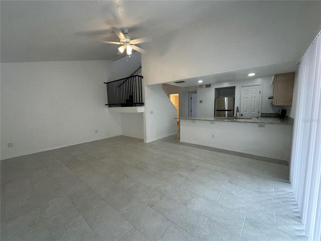 1817 TOWNHALL LANE 1817, Orlando, FL 32807