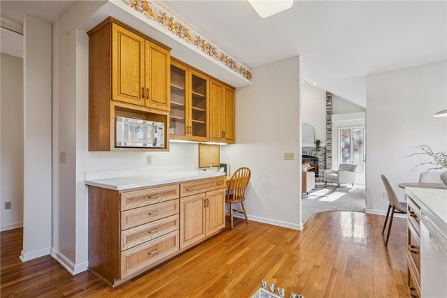 1919 Oak Knolls Court SE, Cedar Rapids, IA 52403