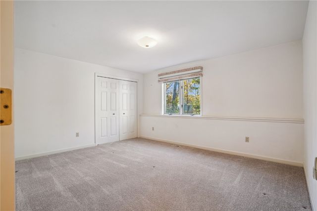 1919 Oak Knolls Court SE, Cedar Rapids, IA 52403