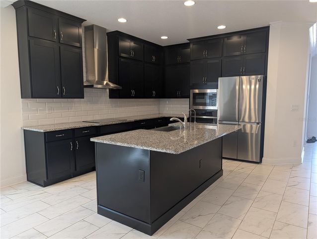 703 HYPERION DRIVE, Debary, FL 32713