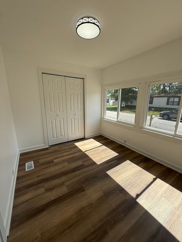 62 Brushwood Drive, Matteson, IL 60443