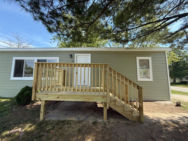 62 Brushwood Drive, Matteson, IL 60443