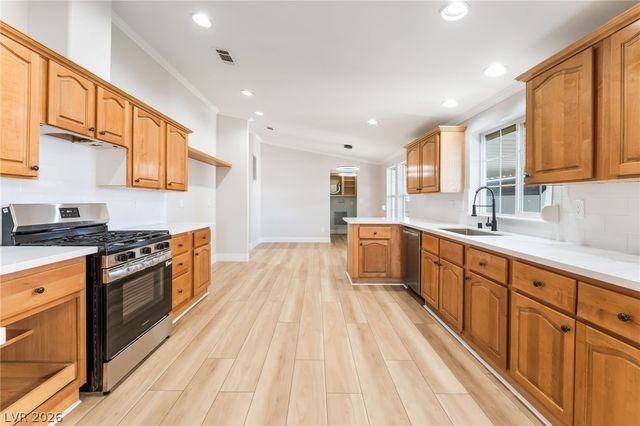 6153 Shenandoah Avenue, Las Vegas, NV 89156