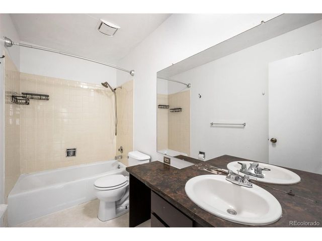 4471 W Ponds Cir, Littleton, CO 80123