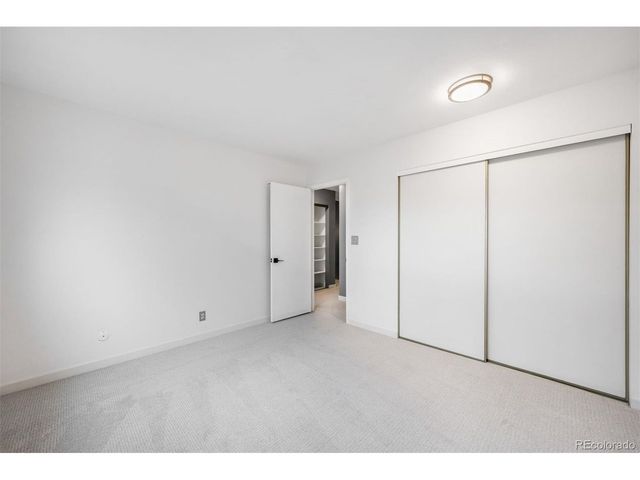 4471 W Ponds Cir, Littleton, CO 80123