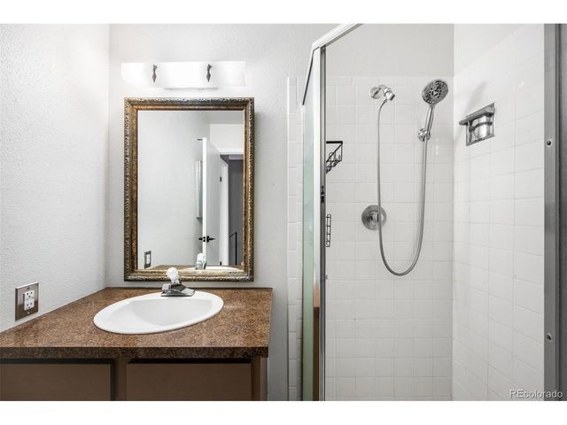 4471 W Ponds Cir, Littleton, CO 80123