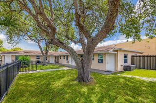 2247 Simms St, Hollywood, FL 33020