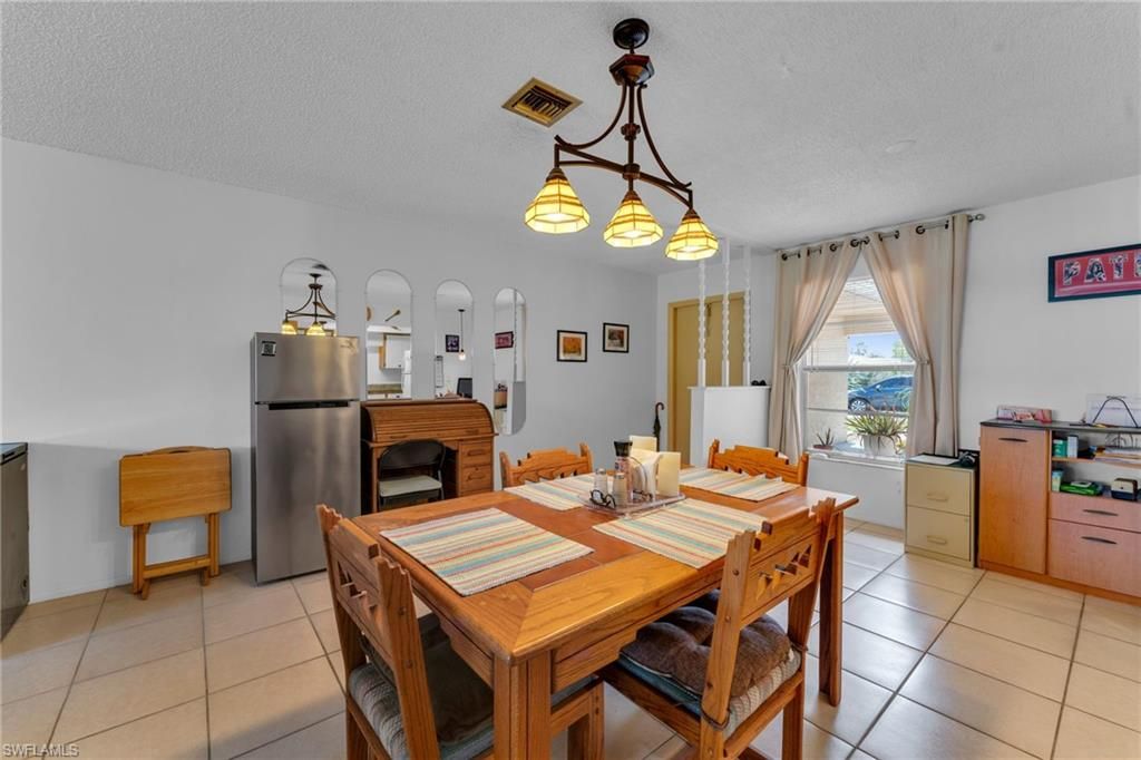 Image 6 of property listing at 4641 Palm Tree BLVD 9, Cape Coral, FL 33904