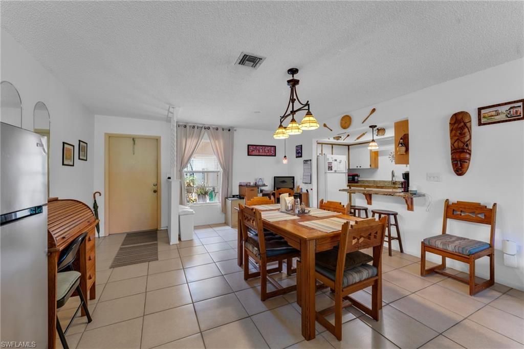 Image 7 of property listing at 4641 Palm Tree BLVD 9, Cape Coral, FL 33904