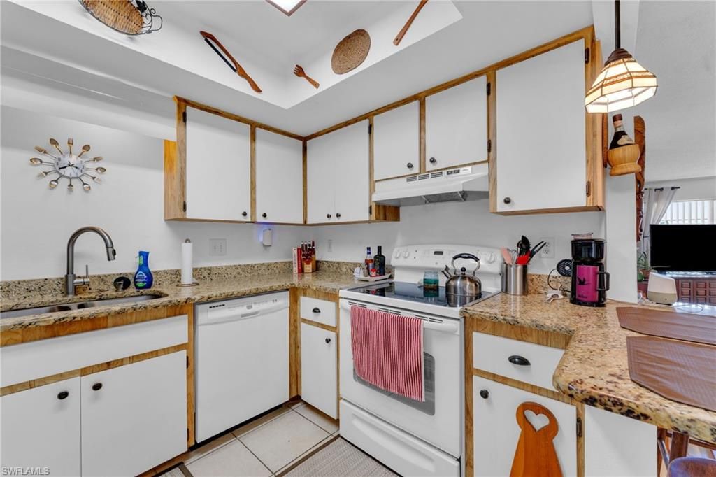 Image 9 of property listing at 4641 Palm Tree BLVD 9, Cape Coral, FL 33904