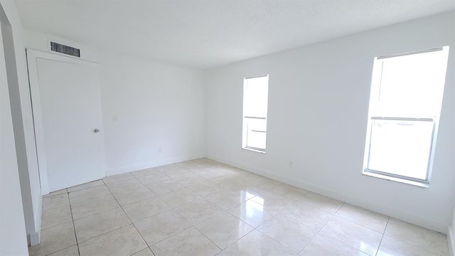 2800 NW 56TH Avenue G107, Lauderhill, FL 33313