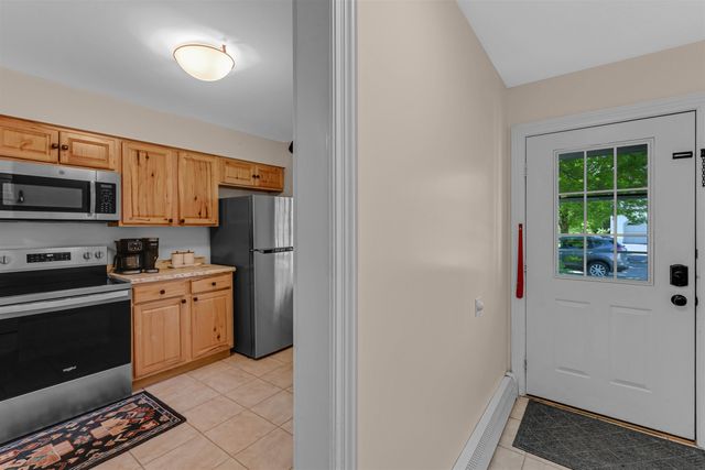 1404 Brand Farm Drive, South Burlington, VT 05403
