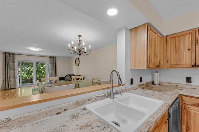 1404 Brand Farm Drive, South Burlington, VT 05403
