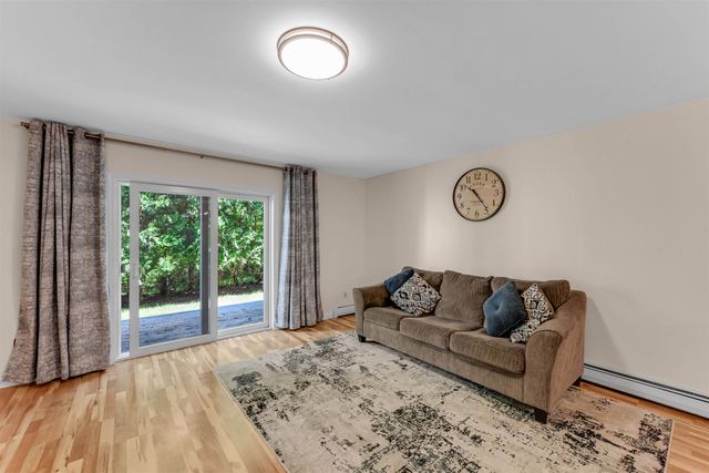 1404 Brand Farm Drive, South Burlington, VT 05403