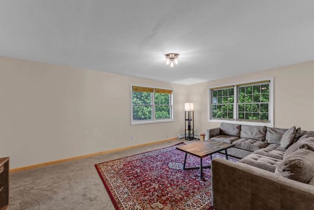 1404 Brand Farm Drive, South Burlington, VT 05403
