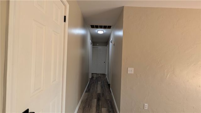 2902 N Erie Avenue, Russellville, AR 72802