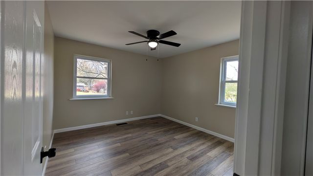 2902 N Erie Avenue, Russellville, AR 72802