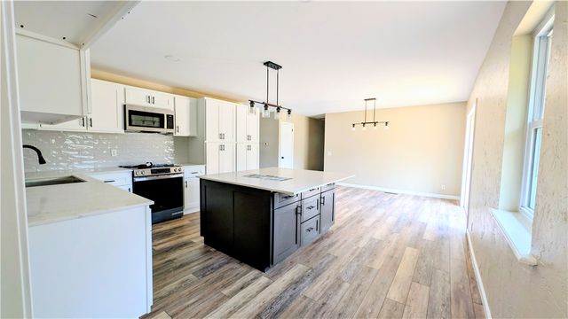 2902 N Erie Avenue, Russellville, AR 72802