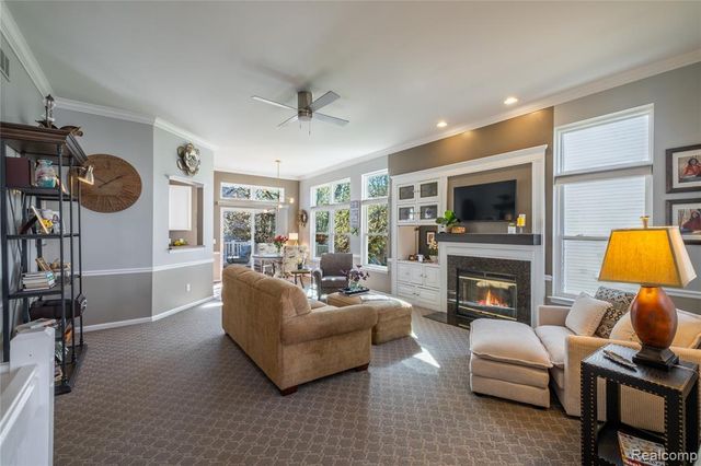 1245 Portsmouth Drive, Howell, MI 48843